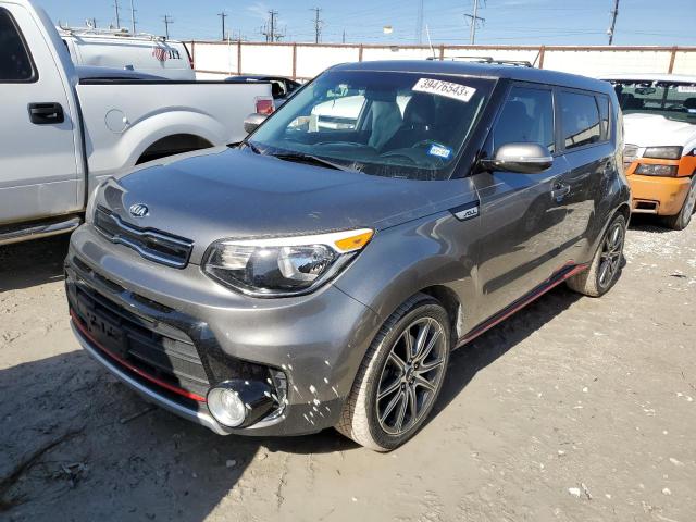 KNDJX3AA3J7579907 - 2018 KIA SOUL ! GRAY photo 1