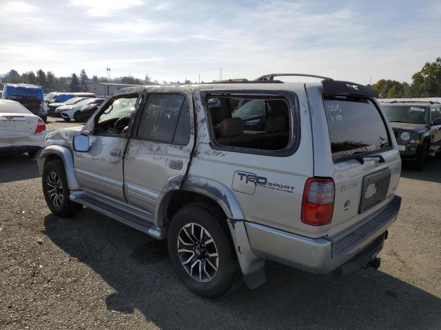 JT3GN87R1Y0173545 - 2000 TOYOTA 4RUNNER LIMITED SILVER photo 2