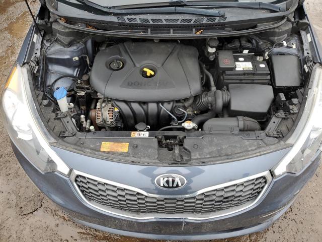 KNAFK4A61G5567293 - 2016 KIA FORTE LX GRAY photo 11