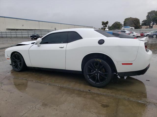 2C3CDZAG9KH733460 - 2019 DODGE CHALLENGER SXT WHITE photo 2