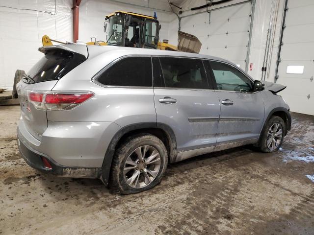 5TDBKRFH5FS105806 - 2015 TOYOTA HIGHLANDER LE SILVER photo 3