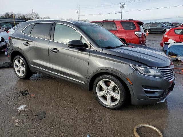 5LMCJ1D99HUL35067 - 2017 LINCOLN MKC PREMIERE GRAY photo 4