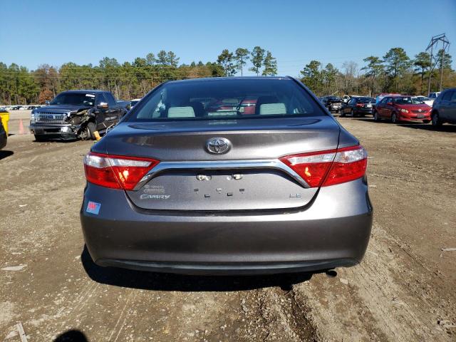 4T4BF1FKXGR530521 - 2016 TOYOTA CAMRY LE GRAY photo 6