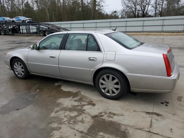 1G6KD57Y17U110082 - 2007 CADILLAC DTS SILVER photo 2