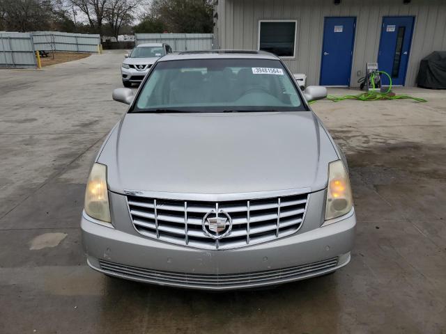 1G6KD57Y17U110082 - 2007 CADILLAC DTS SILVER photo 5