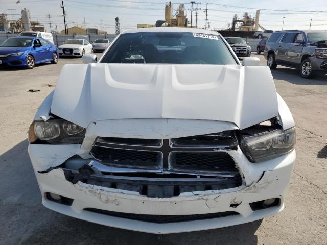 2B3CL3CG2BH560598 - 2011 DODGE CHARGER WHITE photo 5