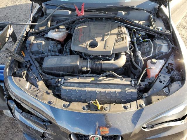 ZARFAEDN6J7597695 - 2018 ALFA ROMEO GIULIA Q4 BLACK photo 11