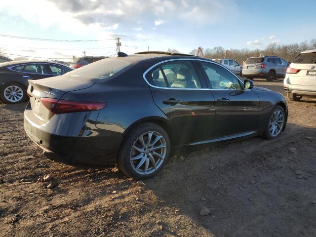 ZARFAEDN6J7597695 - 2018 ALFA ROMEO GIULIA Q4 BLACK photo 3