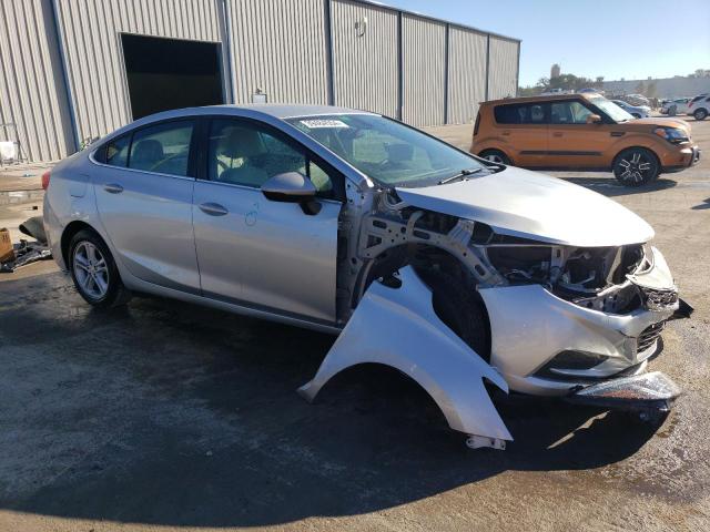 1G1BE5SM6J7185387 - 2018 CHEVROLET CRUZE LT SILVER photo 4