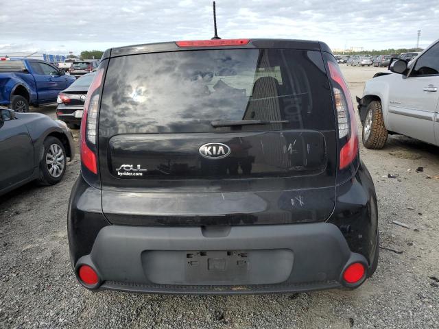 KNDJN2A29F7770828 - 2015 KIA SOUL BLACK photo 6