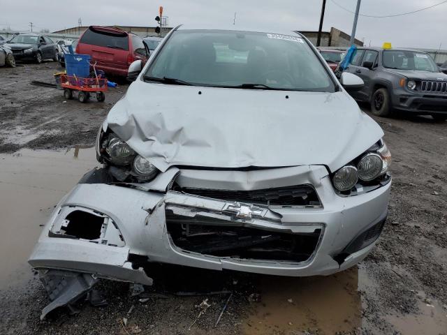 1G1JA6SH2E4130765 - 2014 CHEVROLET SONIC LS SILVER photo 5