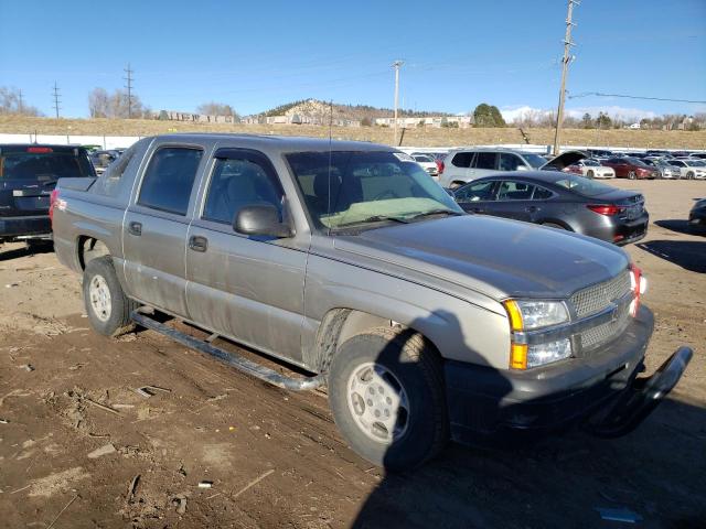 3GNEC13T23G250453 - 2003 CHEVROLET AVALANCHE C1500 SILVER photo 4