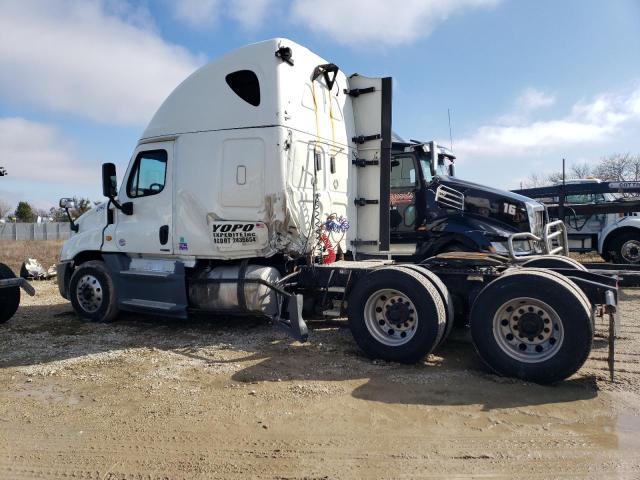 1FUJGLDR2HLHF2343 - 2017 FREIGHTLINER CASCADIA 1 WHITE photo 3