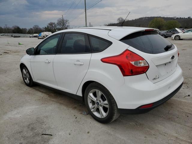 1FADP3K25EL402296 - 2014 FORD FOCUS SE WHITE photo 2