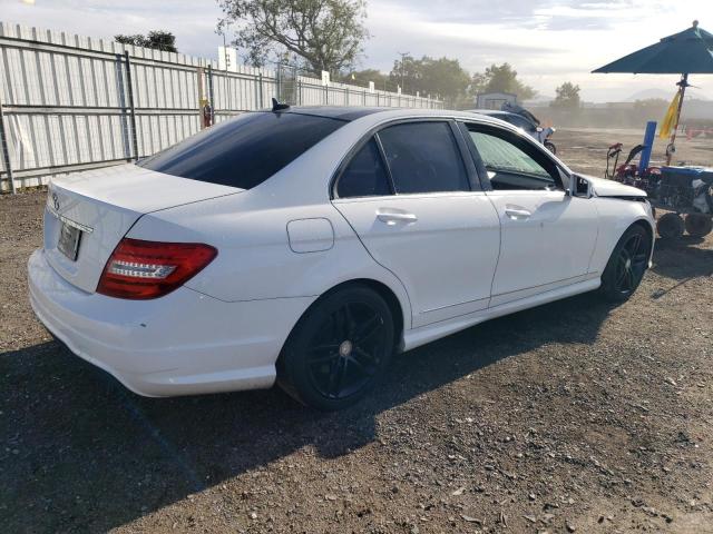 WDDGF4HB4EA938052 - 2014 MERCEDES-BENZ C 250 WHITE photo 3