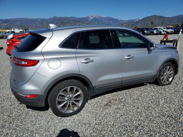5LMCJ2C98GUJ20611 - 2016 LINCOLN MKC SELECT Արծաթագույն լուսանկար 3
