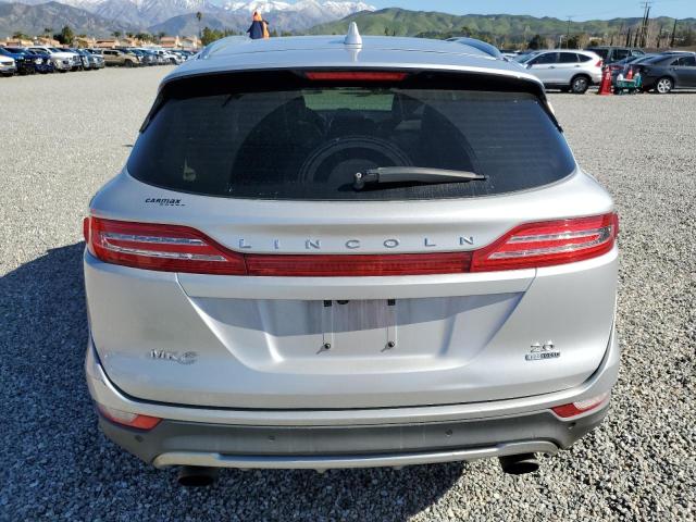 5LMCJ2C98GUJ20611 - 2016 LINCOLN MKC SELECT Արծաթագույն լուսանկար 6
