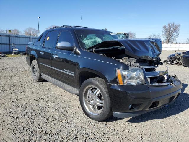 3GNMCGE0XDG204372 - 2013 CHEVROLET AVALANCHE LTZ BLACK photo 4