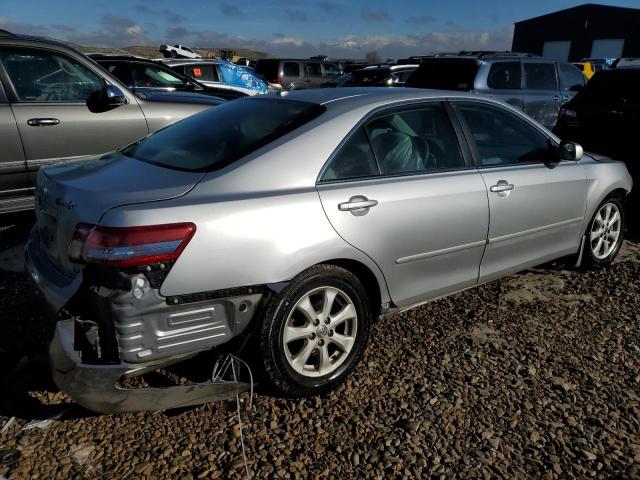 4T4BF3EK4BR104040 - 2011 TOYOTA CAMRY BASE SILVER photo 3