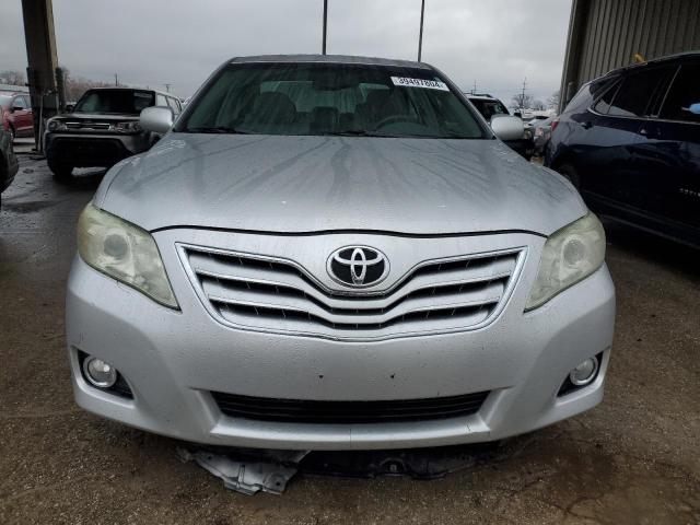 4T4BF3EK5BR178373 - 2011 TOYOTA CAMRY BASE SILVER photo 5