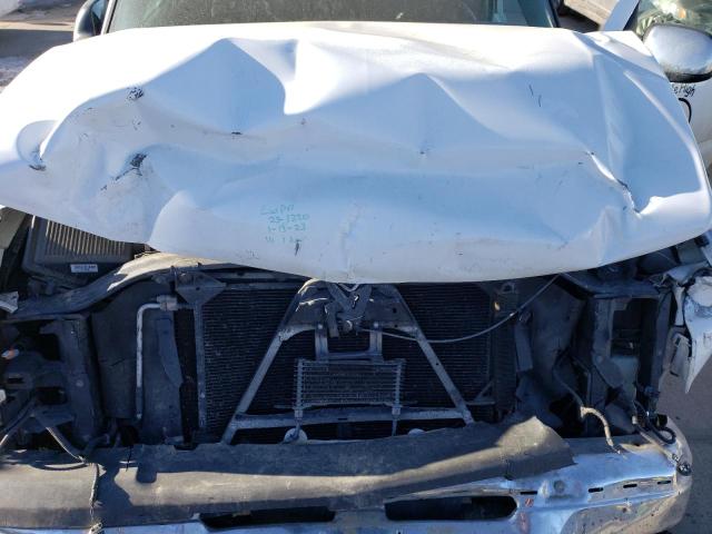 1GCEC14Z87Z206555 - 2007 CHEVROLET SILVERADO C1500 CLASSIC WHITE photo 11