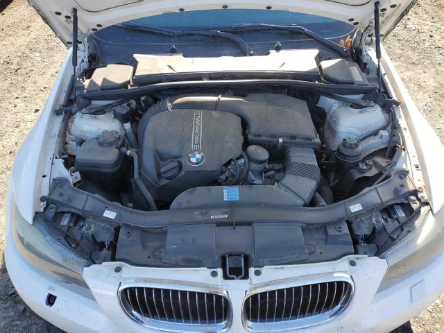WBAPL5C59BA916860 - 2011 BMW 335 XI WHITE photo 11