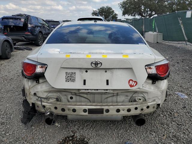 JF1ZNAA11E9703749 - 2014 TOYOTA SCION FR-S WHITE photo 6