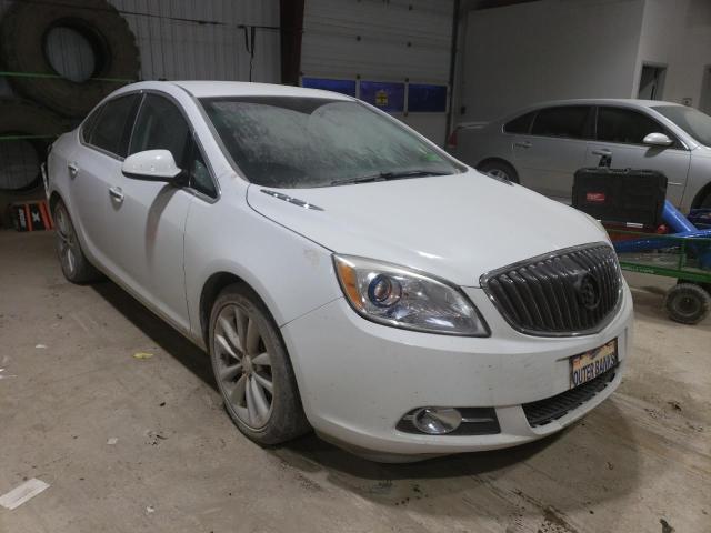 1G4PR5SK6C4142863 - 2012 BUICK VERANO CONVENIENCE WHITE photo 4