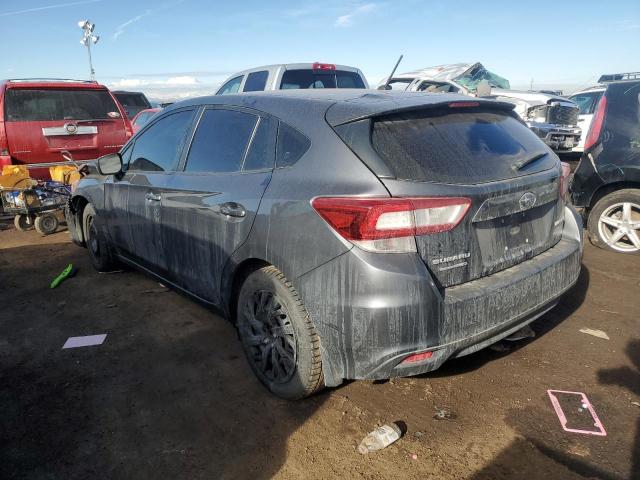 4S3GTAA65J3725754 - 2018 SUBARU IMPREZA GRAY photo 2