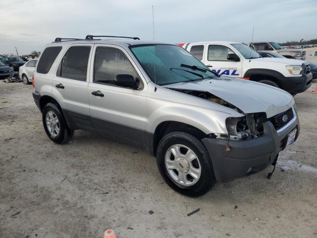 1FMYU03183KD47964 - 2003 FORD ESCAPE XLT SILVER photo 4