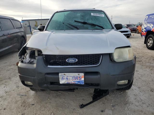 1FMYU03183KD47964 - 2003 FORD ESCAPE XLT SILVER photo 5