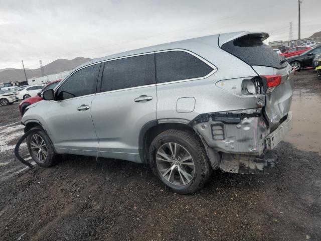 5TDZARFH2HS030602 - 2017 TOYOTA HIGHLANDER LE SILVER photo 2