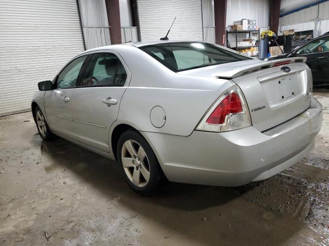 3FAHP07Z89R111191 - 2009 FORD FUSION SE SILVER photo 2