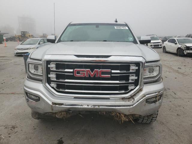 3GTU2NEC7HG338546 - 2017 GMC SIERRA K1500 SLT SILVER photo 5