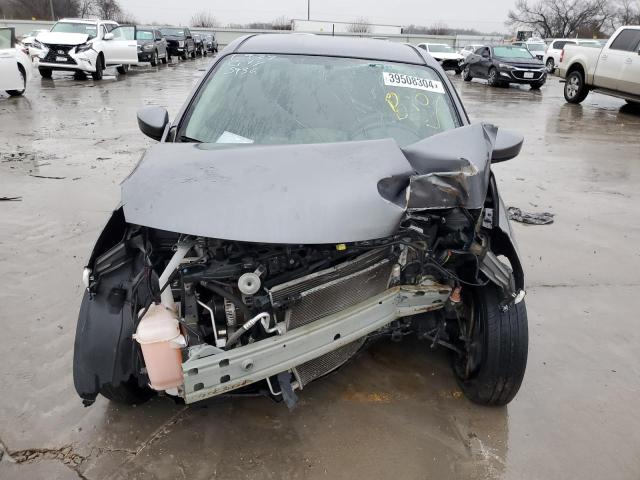 3N1CN7AP9JL855936 - 2018 NISSAN VERSA S GRAY photo 5