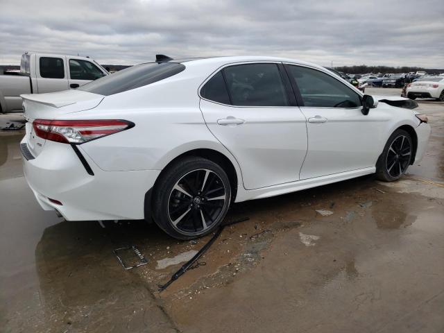 4T1BZ1HK9KU508369 - 2019 TOYOTA CAMRY XSE 白色 照片 3