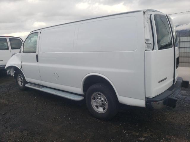 1GCWGAFP1N1212858 - 2022 CHEVROLET EXPRESS G2 WHITE photo 2