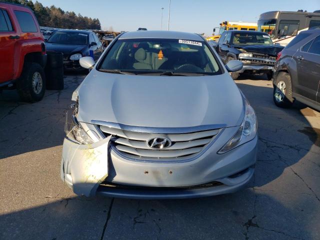 5NPEB4AC8DH563466 - 2013 HYUNDAI SONATA GLS SILVER photo 5