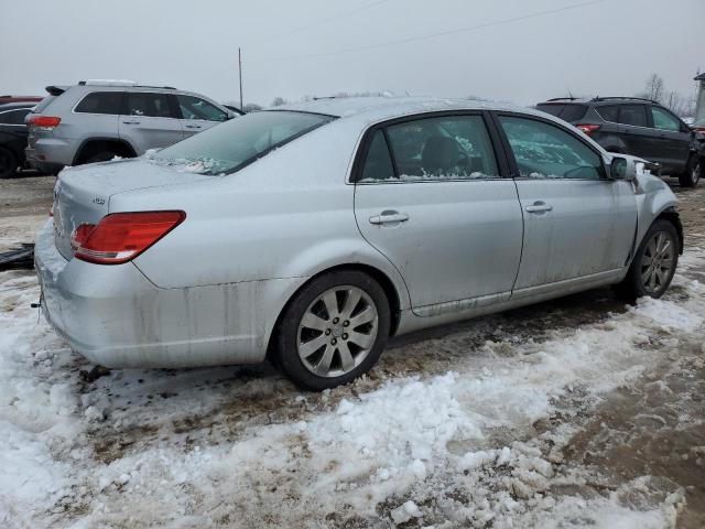 4T1BK36B17U185462 - 2007 TOYOTA AVALON XL SILVER photo 3