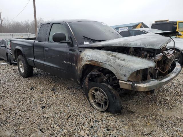 1B7GG22N5YS520466 - 2000 DODGE DAKOTA BLACK photo 4