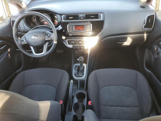 KNADM4A39G6638273 - 2016 KIA RIO LX WHITE photo 8