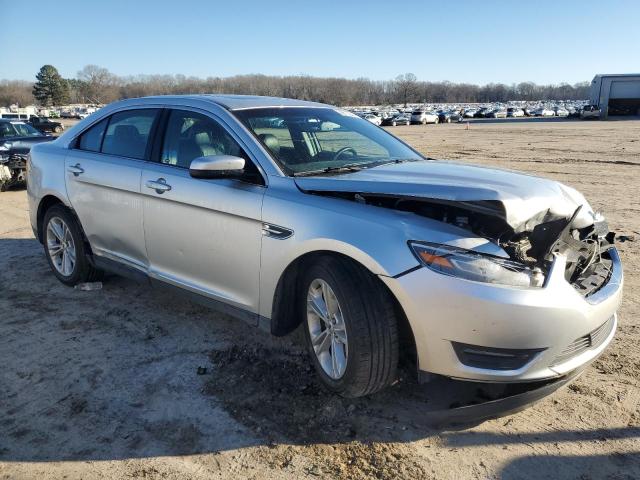 1FAHP2E89FG206299 - 2015 FORD TAURUS SEL SILVER photo 4