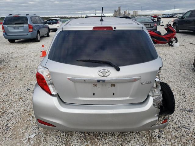 VNKKTUD35EA007143 - 2014 TOYOTA YARIS SILVER photo 6