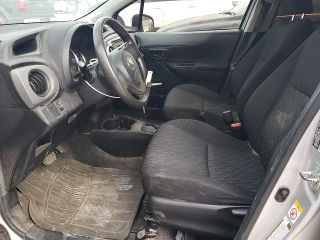 VNKKTUD35EA007143 - 2014 TOYOTA YARIS SILVER photo 7