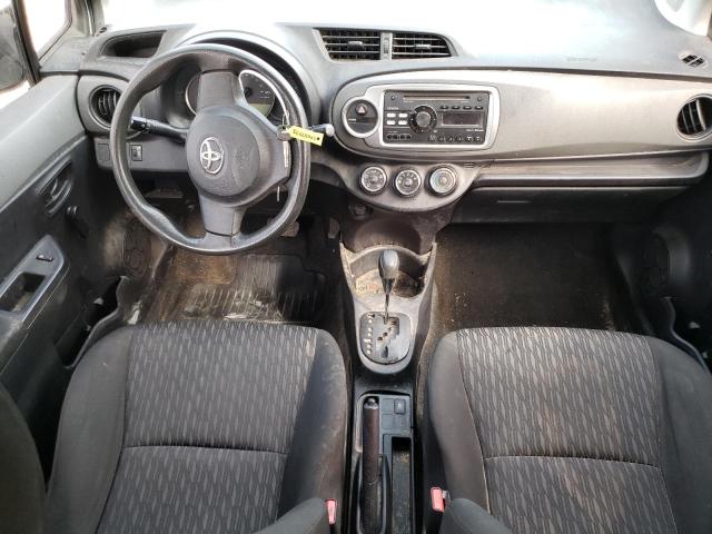 VNKKTUD35EA007143 - 2014 TOYOTA YARIS SILVER photo 8