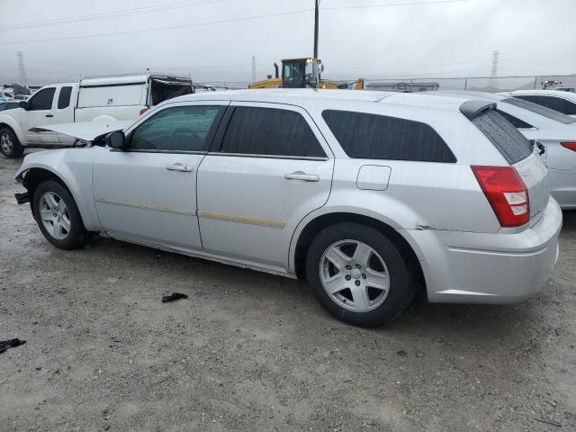 2D4FV48V05H637477 - 2005 DODGE MAGNUM SXT GRAY photo 2