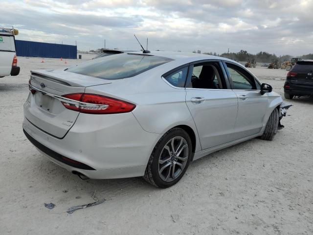 3FA6P0HD1HR309703 - 2017 FORD FUSION SE SILVER photo 3