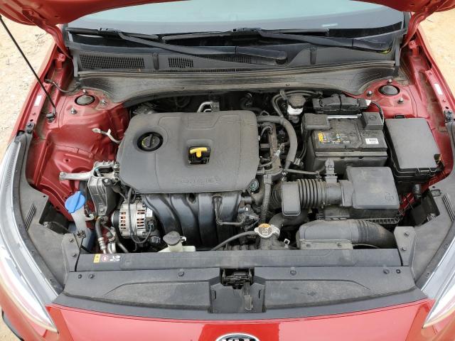 3KPF24AD8LE212959 - 2020 KIA FORTE FE RED photo 11