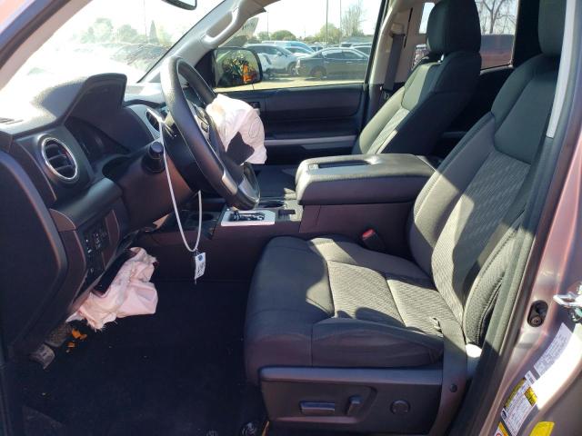 5TFUY5F16JX711542 - 2018 TOYOTA TUNDRA DOUBLE CAB SR/SR5 SILVER photo 7