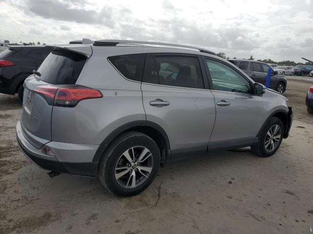 2T3WFREV7JW521330 - 2018 TOYOTA RAV4 ADVENTURE SILVER photo 3